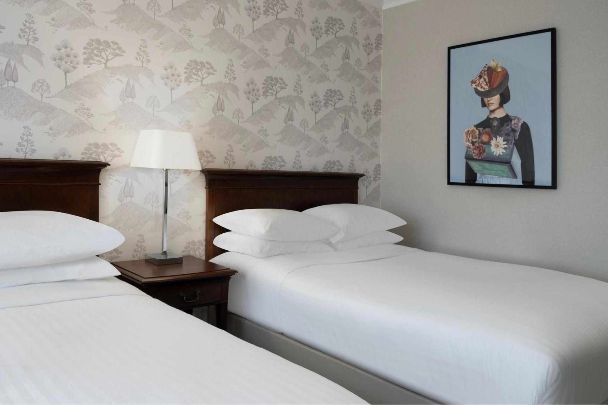 דרבי Delta Hotels By Marriott Breadsall Priory Country Club מראה חיצוני תמונה
