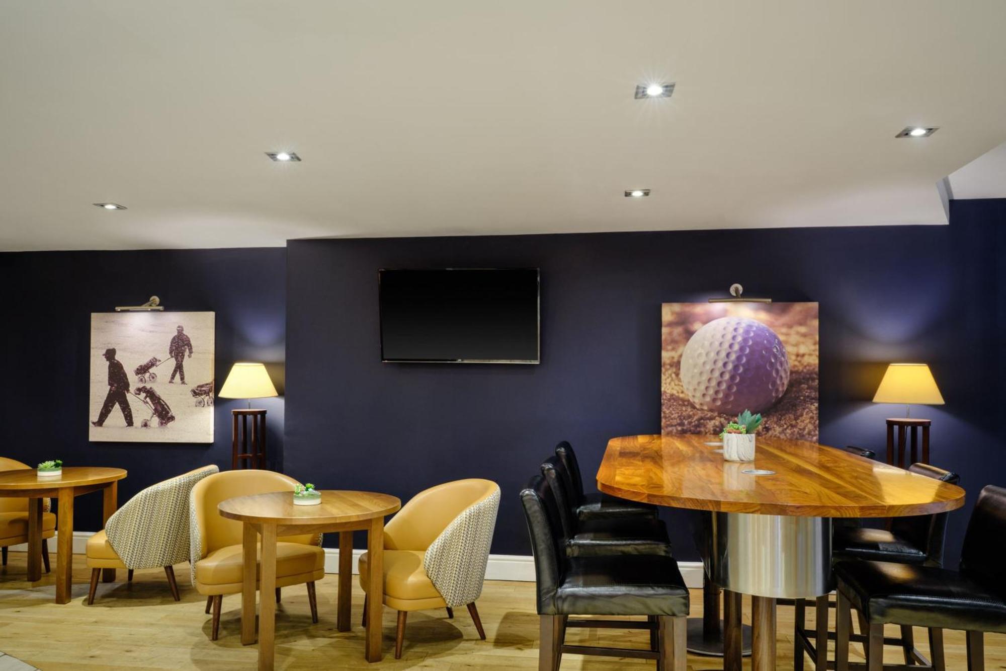 דרבי Delta Hotels By Marriott Breadsall Priory Country Club מראה חיצוני תמונה