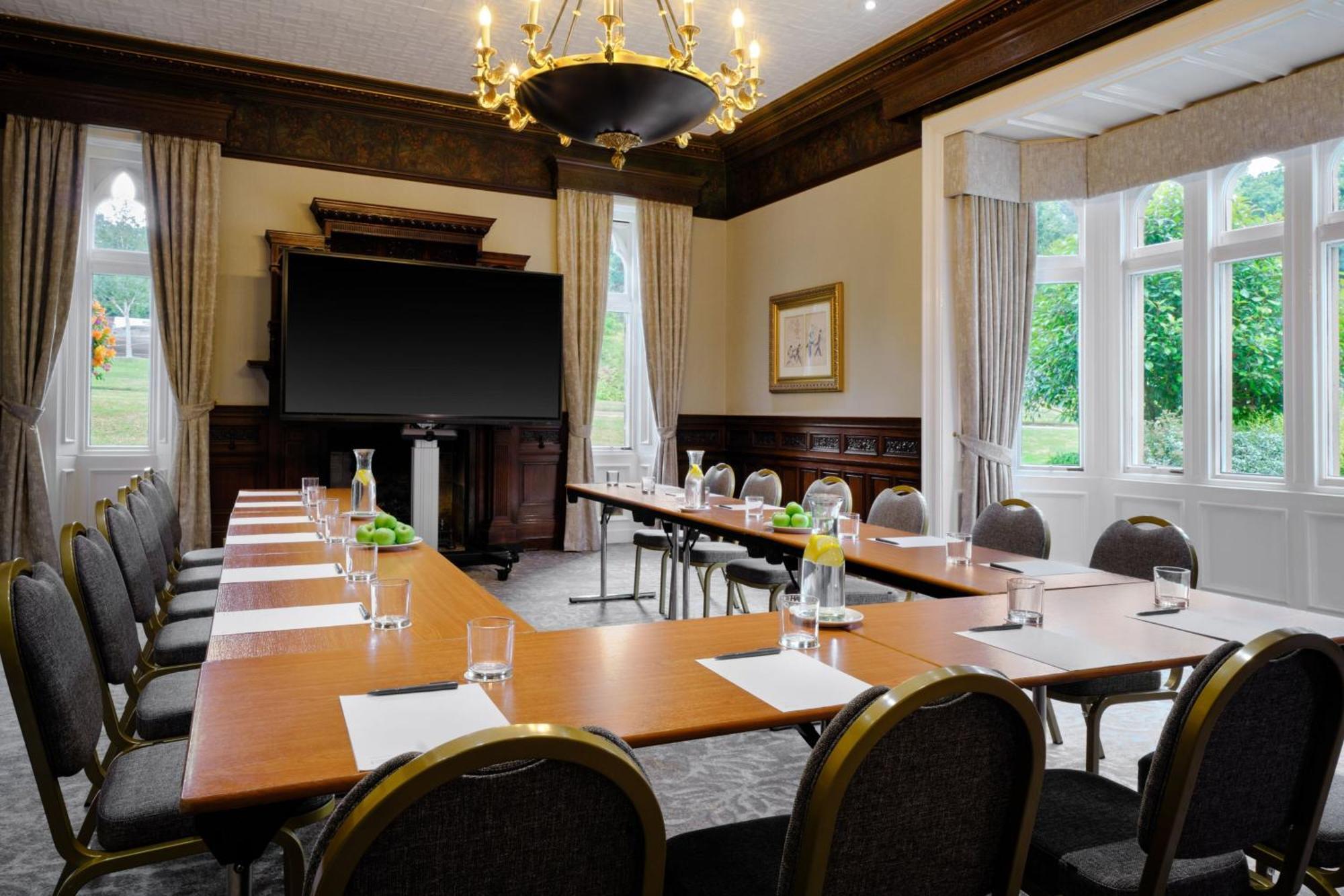 דרבי Delta Hotels By Marriott Breadsall Priory Country Club מראה חיצוני תמונה