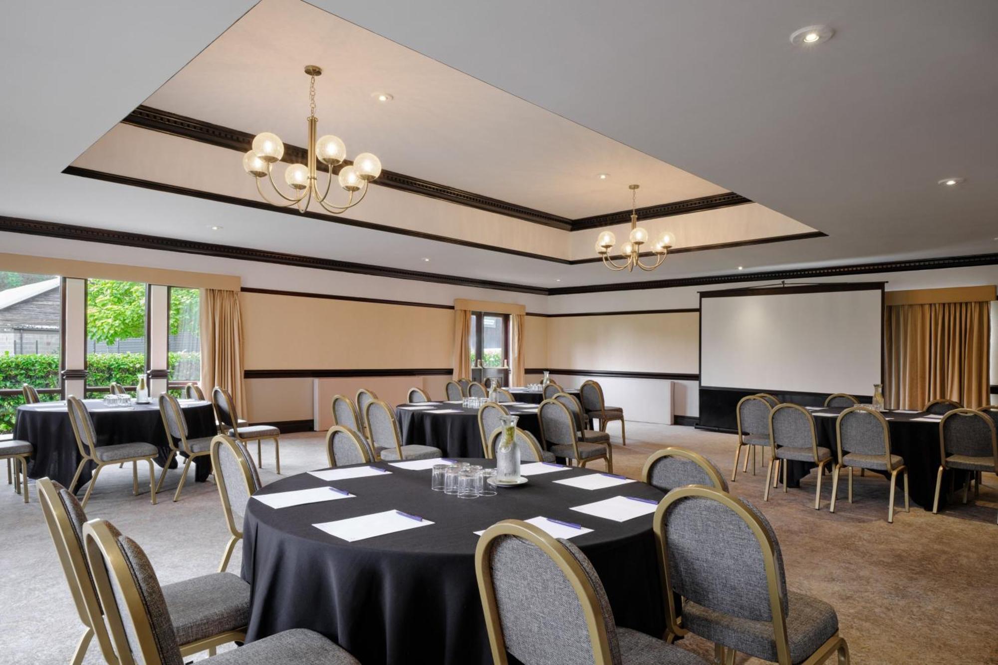 דרבי Delta Hotels By Marriott Breadsall Priory Country Club מראה חיצוני תמונה